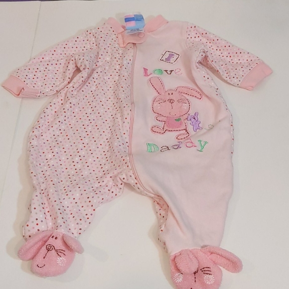 Bundle of footed onesies 0-3 months - Picture 2 of 8
